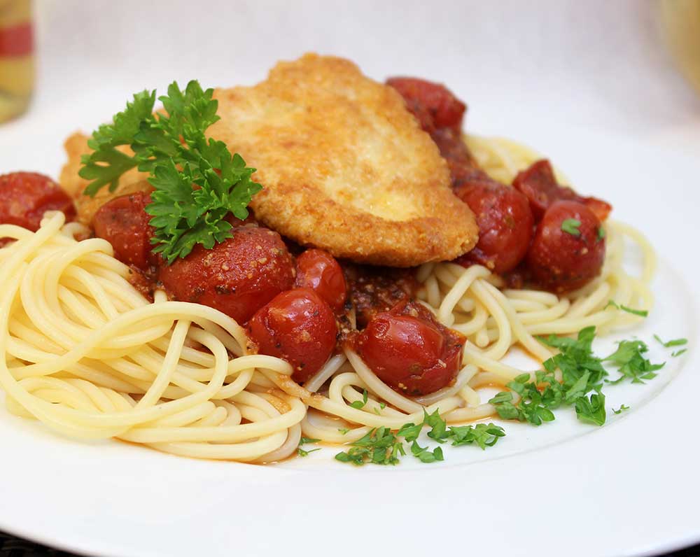 Piccata mit Met-Tomatensauce